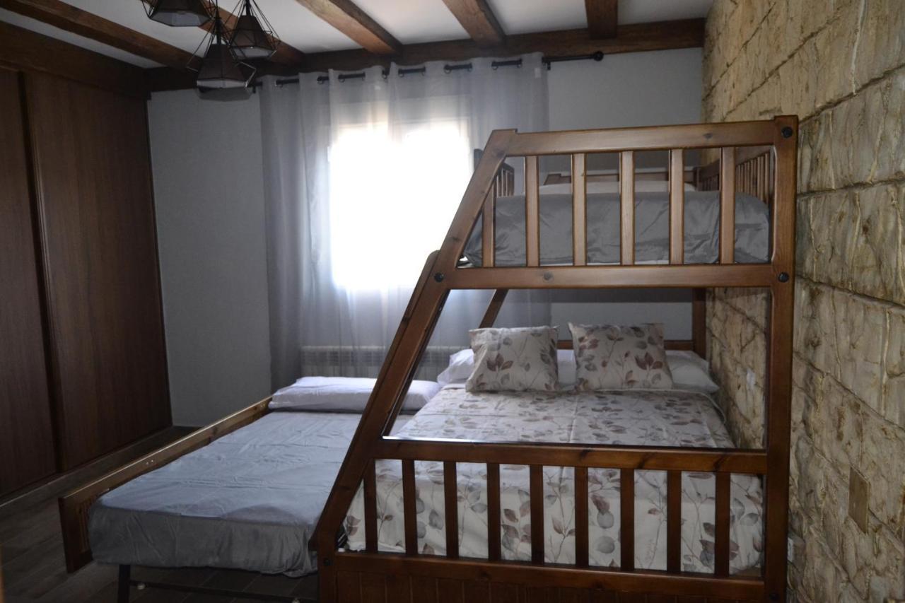 El Capricho De Carrascos Holiday home *