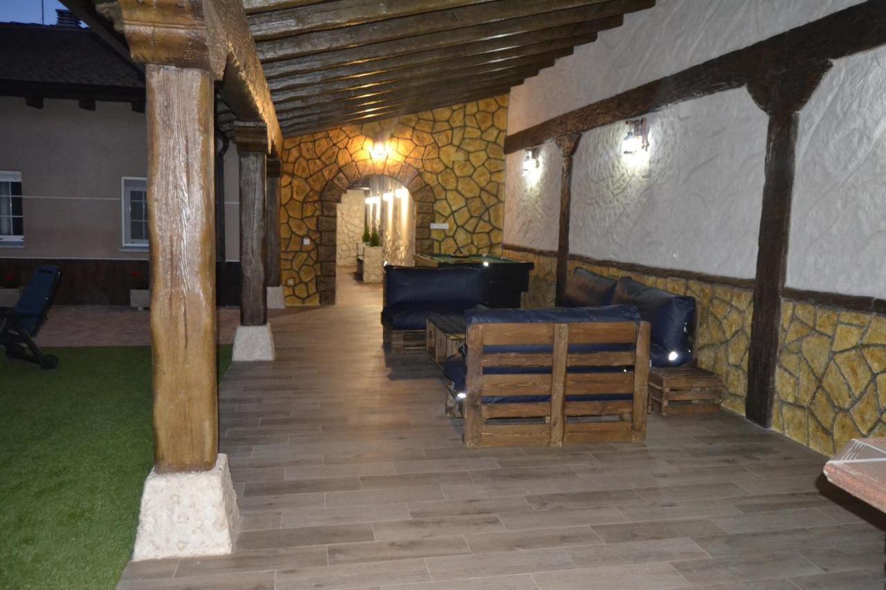 El Capricho De Carrascos Ferienhaus